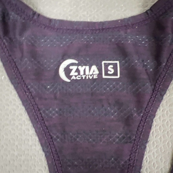 Lot Of Zyia Active Leggings (4) size 2, tank top (1), crop top (1) FS BnftsChrty - Picture 7 of 16